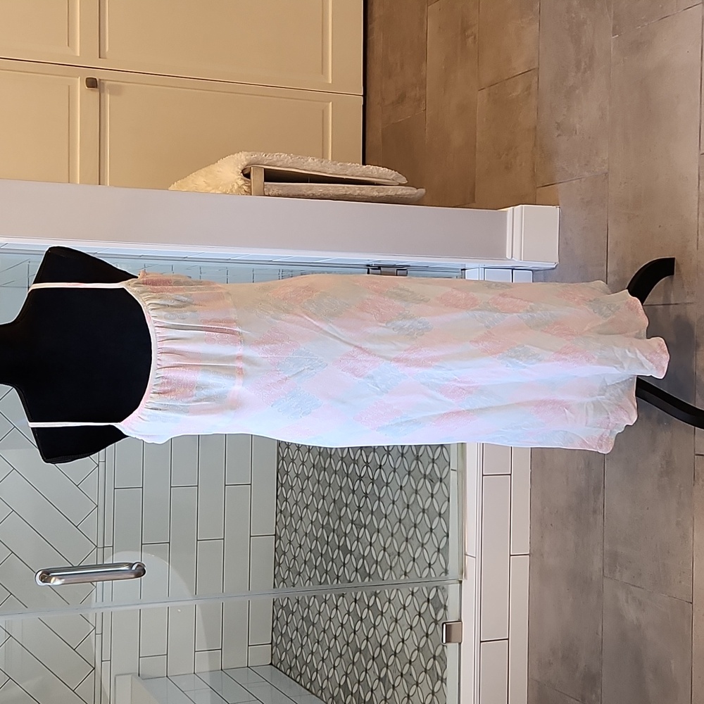 Ladie's dress